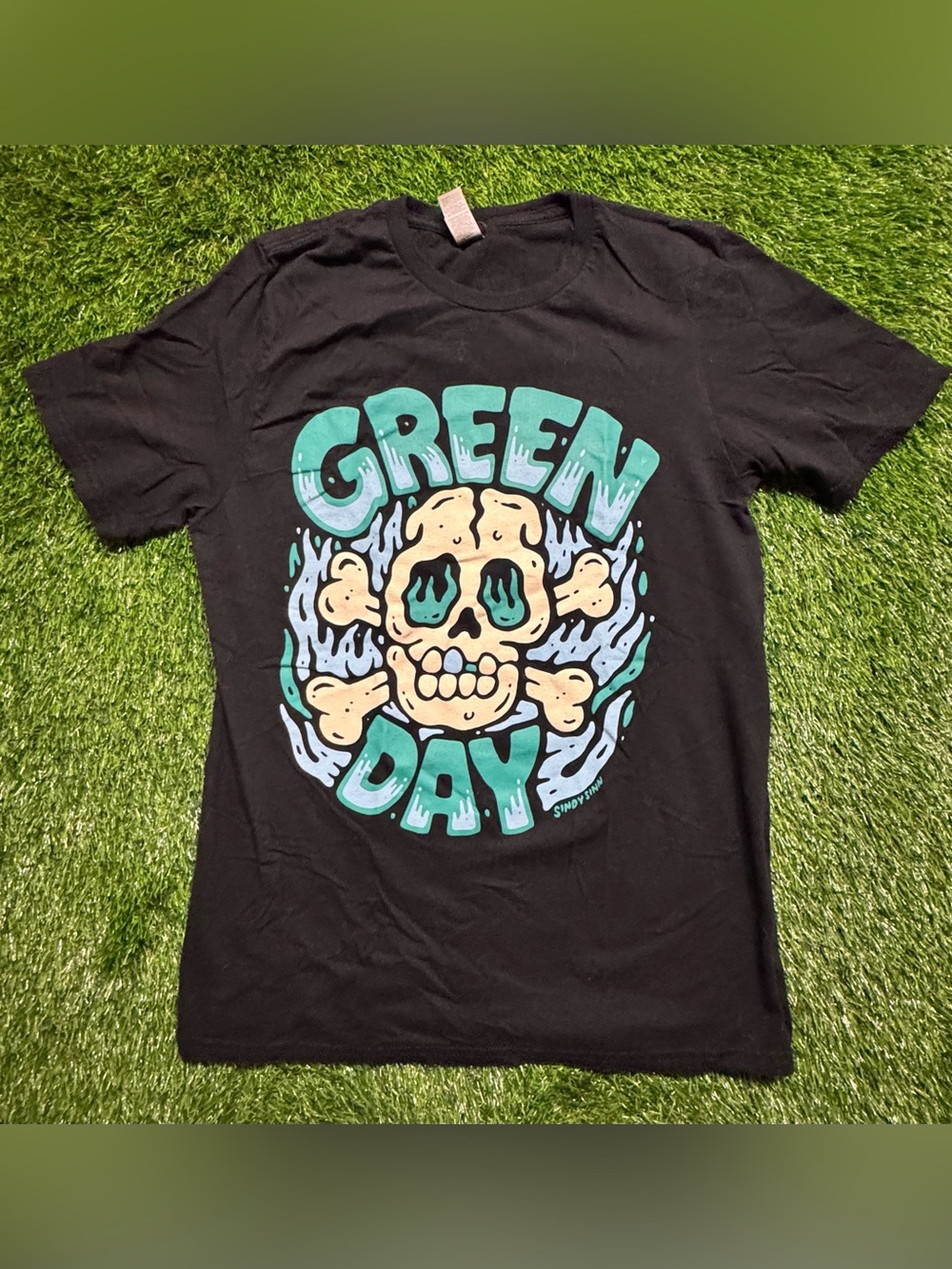 Green Day Saviors Tour Skull Shirt Sindy Sinn Small Band Tee Fenway Bosto